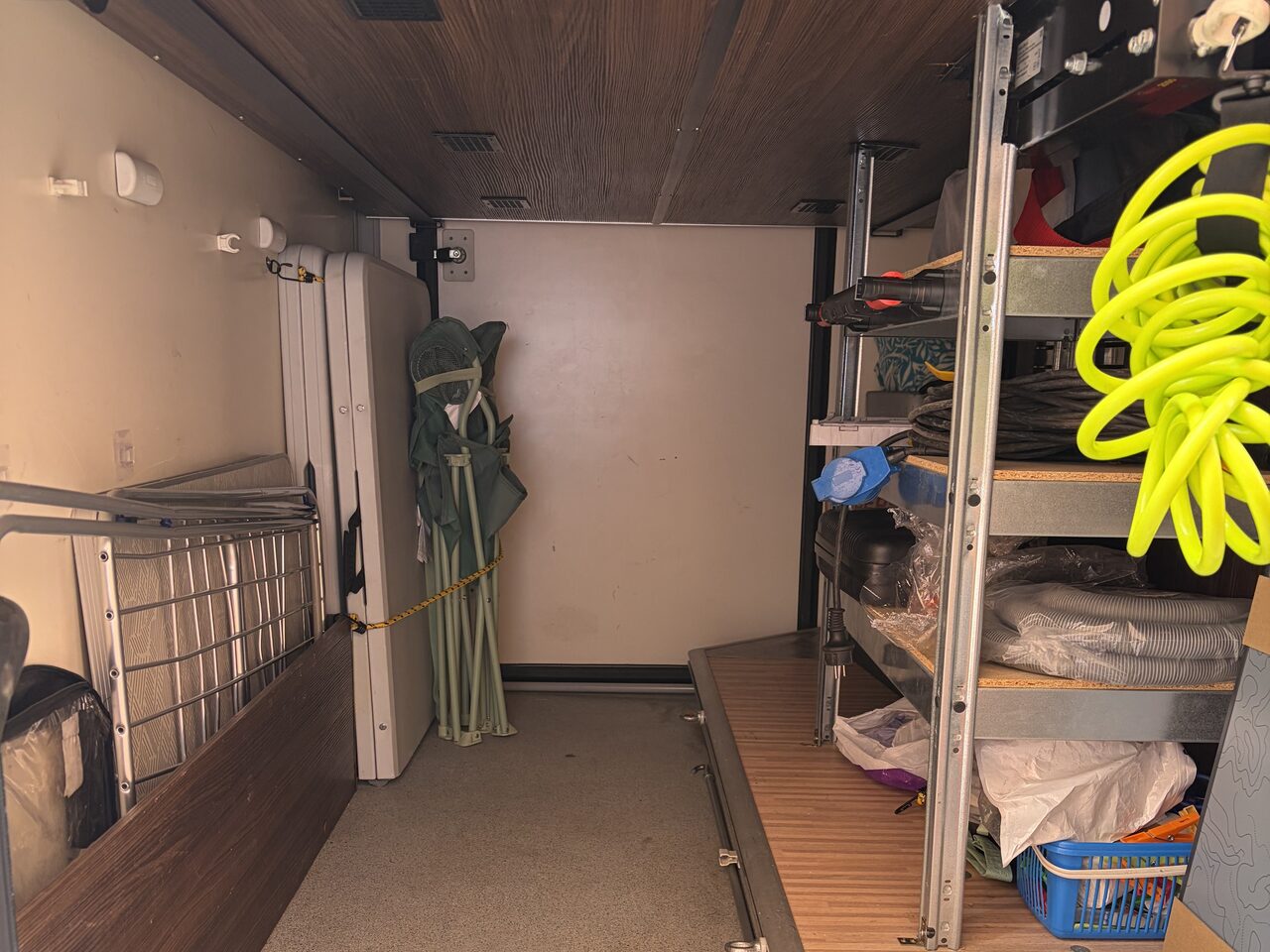 Interior de la Benimar Tessoro 442 — 11